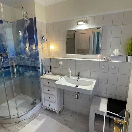 דירה Unsere Perle Am Hafen Von זינקסט